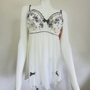 NWT Black & White Lace Babydoll & Thong Panties